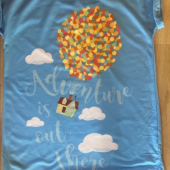Disney Pixar Up themed Blue Adventure Night Shirt like new! Very soft. - Picture 3 of 7